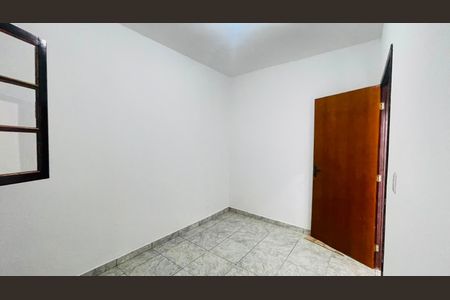 Casa para alugar com 315m², 4 quartos e 1 vaga Casa para alugar com 315m², 4 quartos e 1 vagaQuarto 1