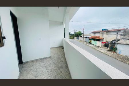 Casa para alugar com 315m², 4 quartos e 1 vaga Casa para alugar com 315m², 4 quartos e 1 vagaVaranda