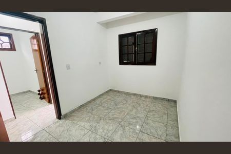 Casa para alugar com 315m², 4 quartos e 1 vaga Casa para alugar com 315m², 4 quartos e 1 vagaQuarto 1