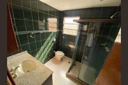 Casa para alugar com 100m², 6 quartos e 3 vagas