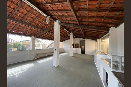 Casa para alugar com 100m², 6 quartos e 3 vagas
