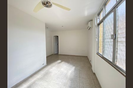 Casa para alugar com 100m², 6 quartos e 3 vagas