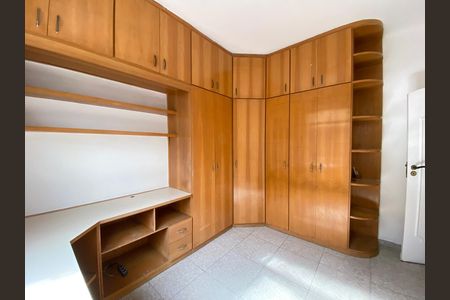 Casa para alugar com 100m², 6 quartos e 3 vagas