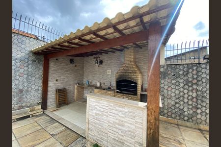 Casa para alugar com 100m², 6 quartos e 3 vagas