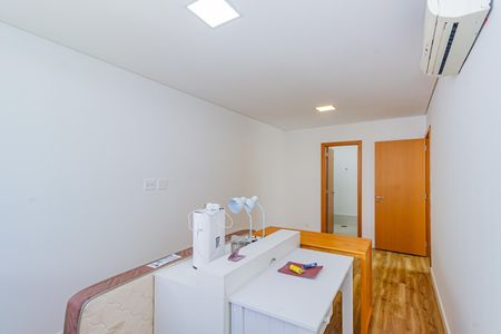 Casa de condomínio à venda com 332m², 5 quartos e 6 vagas Casa de condomínio à venda com 332m², 5 quartos e 6 vagasSuíte 4