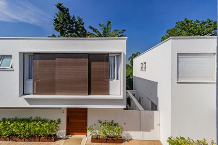 Vista da Suíte 4 de casa de condomínio à venda com 5 quartos, 332m² em Jardim Petropolis, São Paulo