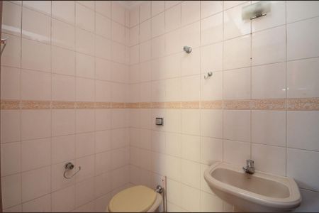 Apartamento para alugar com 100m², 3 quartos e 1 vaga Apartamento para alugar com 100m², 3 quartos e 1 vagaBanheiro
