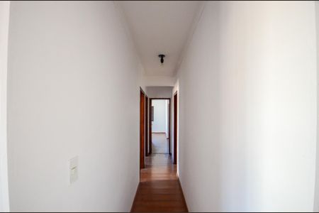 Apartamento para alugar com 100m², 3 quartos e 1 vaga Apartamento para alugar com 100m², 3 quartos e 1 vagaCorredor
