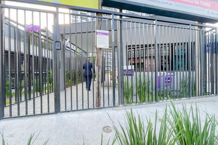 Fachada de apartamento à venda com 2 quartos, 43m² em Vila dos Remedios, Osasco