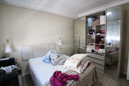 Apartamento à venda com 72m², 2 quartos e 2 vagasSuíte 1