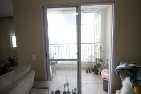 Apartamento à venda com 72m², 2 quartos e 2 vagasSala