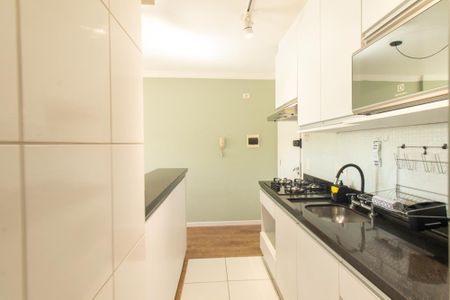 Cozinha e Área de Serviço de apartamento para alugar com 1 quarto, 34m² em Novo Mundo, Curitiba
