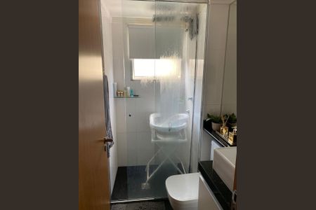 Apartamento à venda com 42m², 2 quartos e 1 vaga Apartamento à venda com 42m², 2 quartos e 1 vagaBanheiro