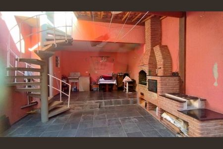 Casa à venda com 2 quartos, 184m² em Jardim Consorcio, São Paulo