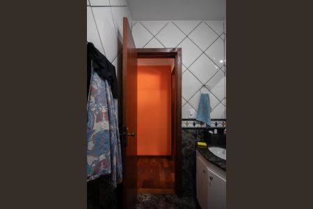 Casa à venda com 95m², 2 quartos e 1 vagaBanheiro Social