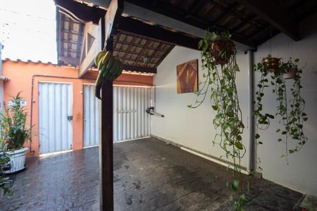 Casa à venda com 95m², 2 quartos e 1 vagaGaragem