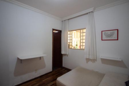 Casa à venda com 95m², 2 quartos e 1 vagaSuíte 2