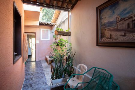 Varanda de casa à venda com 2 quartos, 95m² em Santa Branca, Belo Horizonte