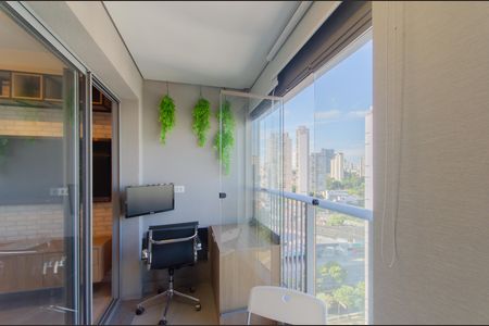 Varanda de kitnet/studio à venda com 1 quarto, 27m² em Vila Mariana, São Paulo