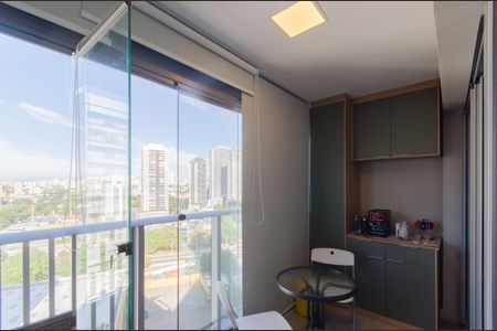 Varanda de kitnet/studio à venda com 1 quarto, 27m² em Vila Mariana, São Paulo