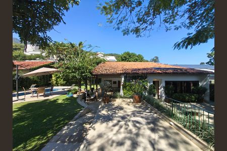 Casa de Condomínio à venda com 6 quartos, 315m² em Jacarepaguá, Rio de Janeiro