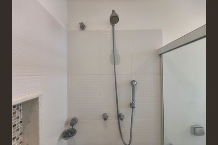 Casa de condomínio à venda com 315m², 6 quartos e 5 vagas