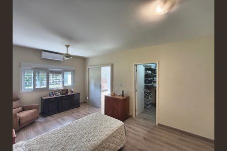 Casa de condomínio à venda com 315m², 6 quartos e 5 vagas