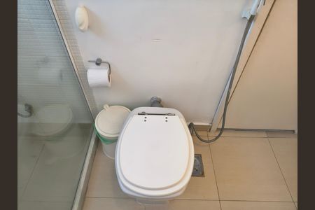 Casa de condomínio à venda com 315m², 6 quartos e 5 vagas