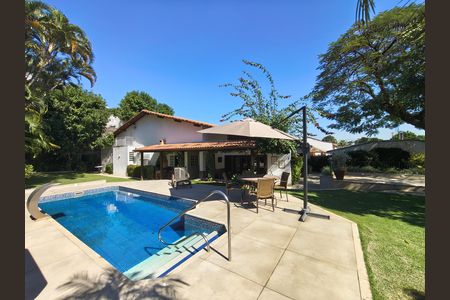Casa de condomínio à venda com 315m², 6 quartos e 5 vagas