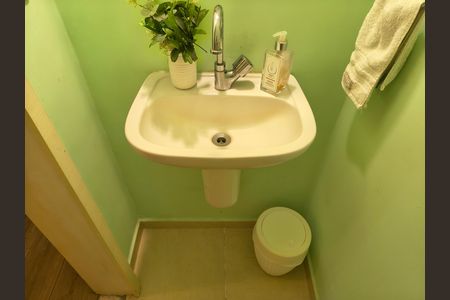 Casa de condomínio à venda com 315m², 6 quartos e 5 vagas
