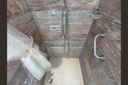 Casa de condomínio à venda com 315m², 6 quartos e 5 vagas
