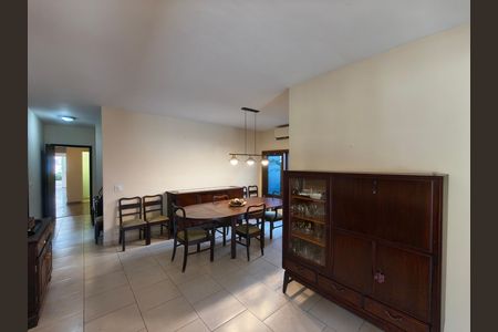 Casa de condomínio à venda com 315m², 6 quartos e 5 vagas