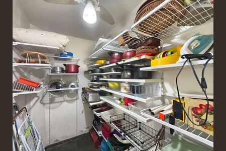 Casa de condomínio à venda com 315m², 6 quartos e 5 vagas