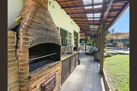 Casa de condomínio à venda com 315m², 6 quartos e 5 vagas