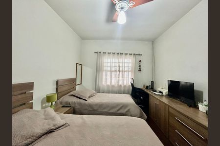 Casa para alugar com 200m², 2 quartos e 2 vagas Casa para alugar com 200m², 2 quartos e 2 vagasQuarto 2
