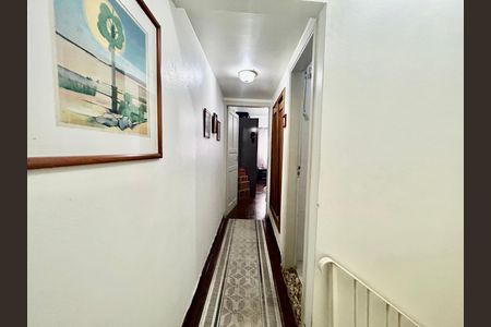 Corredor de casa para alugar com 2 quartos, 200m² em Vila Bertioga, São Paulo
