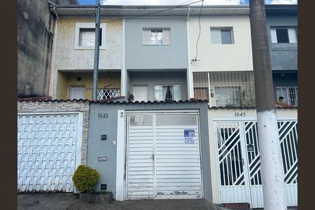 Fachada de casa para alugar com 2 quartos, 200m² em Vila Bertioga, São Paulo