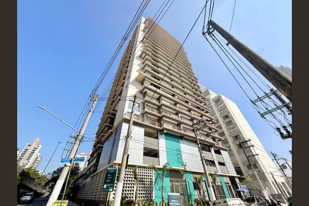 Studio à venda com 28m², 1 quarto e sem vaga Studio à venda com 28m², 1 quarto e sem vagaFachada