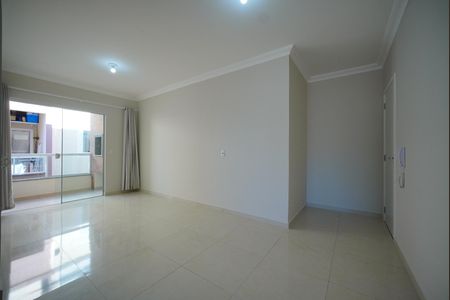 Apartamento para alugar com 60m², 2 quartos e 1 vagaSala