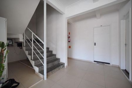 Apartamento para alugar com 60m², 2 quartos e 1 vaga Apartamento para alugar com 60m², 2 quartos e 1 vagaHall de entrada