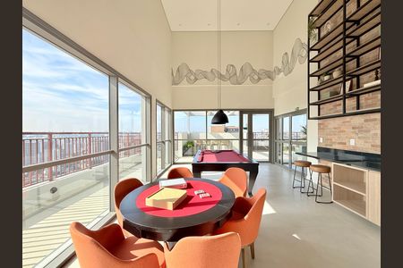 Apartamento à venda com 33m², 1 quarto e sem vaga Apartamento à venda com 33m², 1 quarto e sem vagaSalão de Jogos