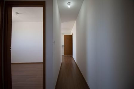 Apartamento para alugar com 54m², 2 quartos e 1 vaga Apartamento para alugar com 54m², 2 quartos e 1 vagaCorredor