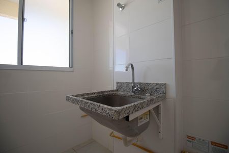 Apartamento para alugar com 54m², 2 quartos e 1 vaga Apartamento para alugar com 54m², 2 quartos e 1 vagaCozinha e Área de Serviço