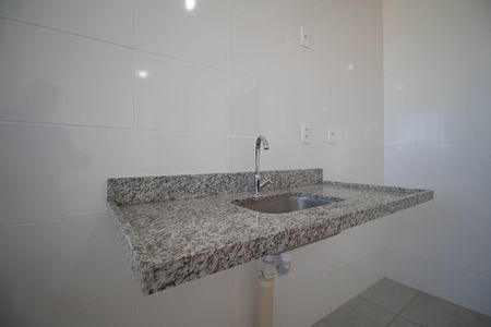 Apartamento para alugar com 54m², 2 quartos e 1 vaga Apartamento para alugar com 54m², 2 quartos e 1 vagaCozinha e Área de Serviço