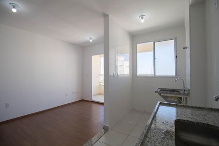 Apartamento para alugar com 54m², 2 quartos e 1 vaga Apartamento para alugar com 54m², 2 quartos e 1 vagaCozinha e Área de Serviço