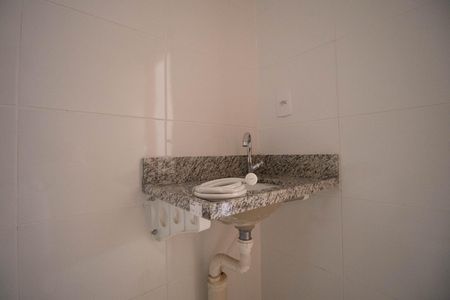 Apartamento para alugar com 54m², 2 quartos e 1 vaga Apartamento para alugar com 54m², 2 quartos e 1 vagaBanheiro Social