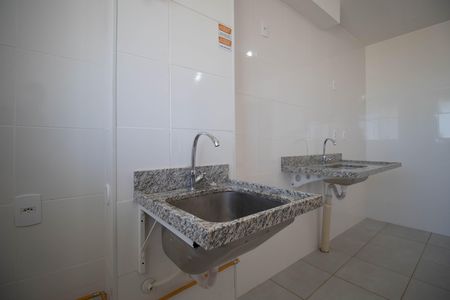 Apartamento para alugar com 54m², 2 quartos e 1 vaga Apartamento para alugar com 54m², 2 quartos e 1 vagaCozinha e Área de Serviço