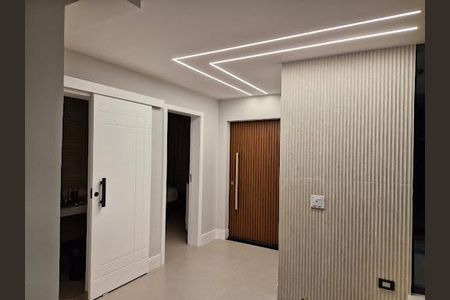 Casa à venda com 311m², 4 quartos e 4 vagas