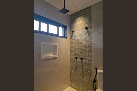 Casa à venda com 311m², 4 quartos e 4 vagas