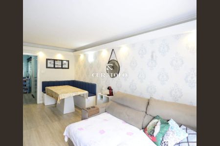 Casa à venda com 2 quartos, 132m² em Cambuci, São Paulo